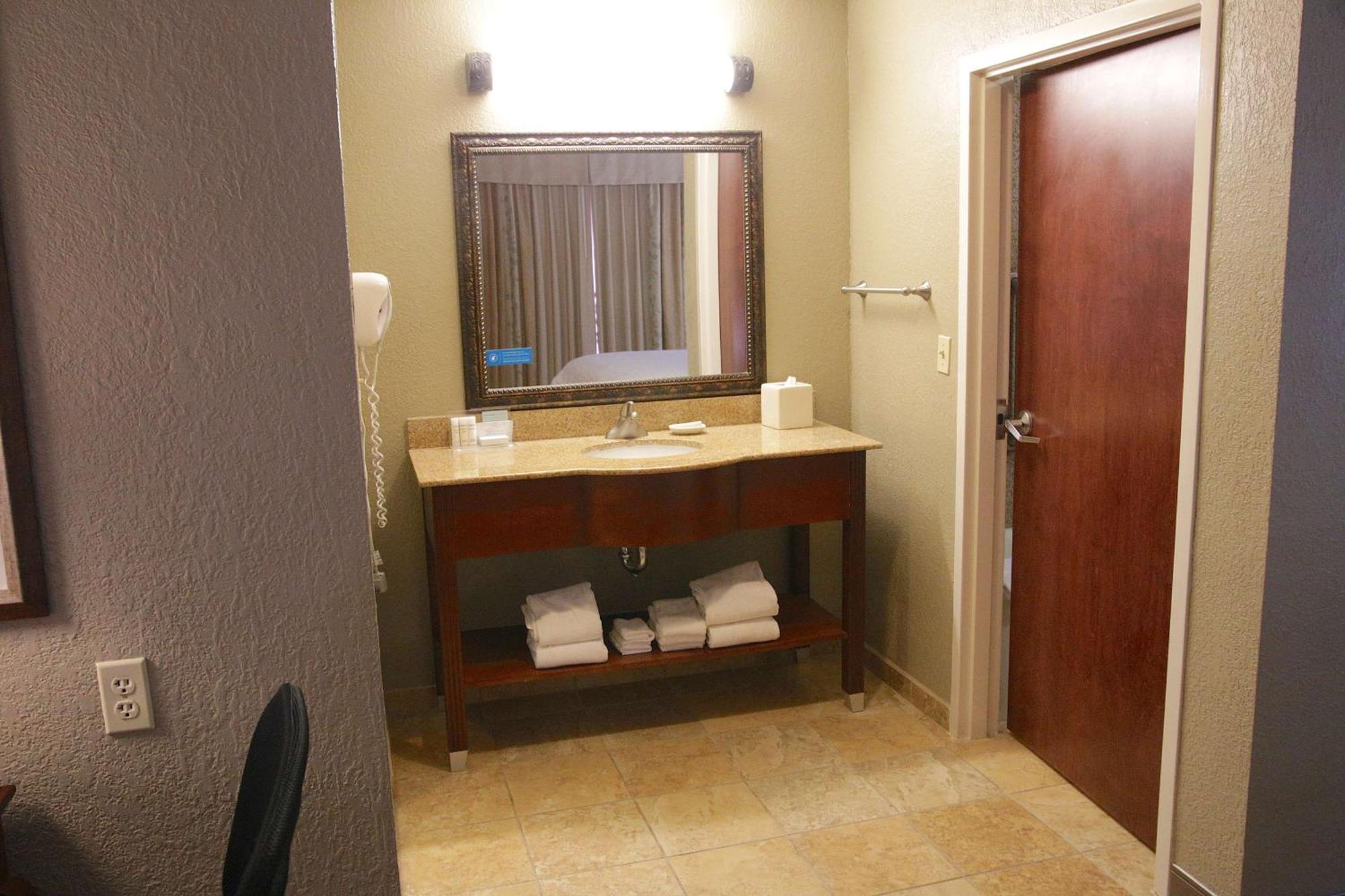 Hampton Inn & Suites Mccomb Zewnętrze zdjęcie